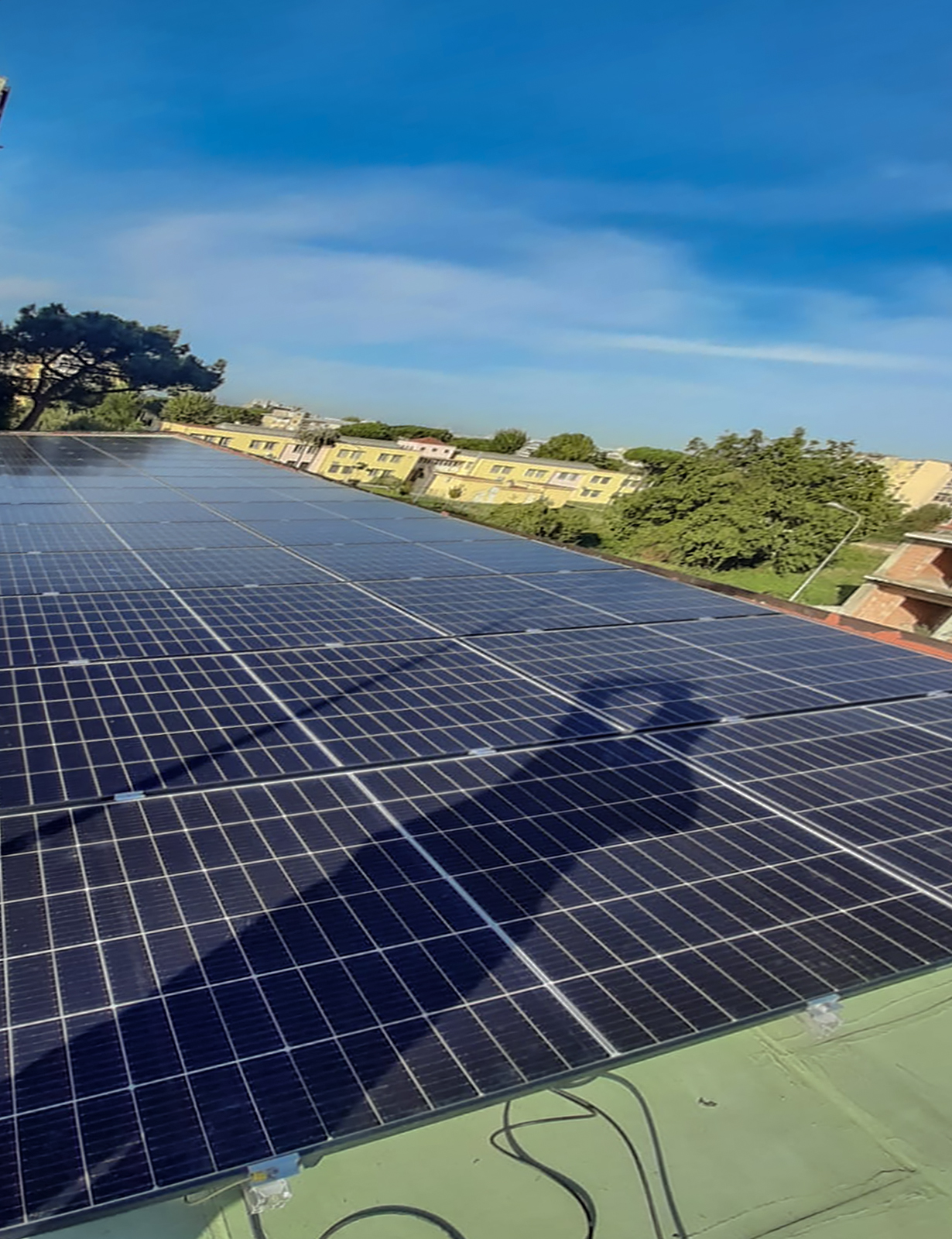 Impianto Fotovoltaico 20 kWp - Melito di Napoli, (Napoli) DMT Solar impianti fotovoltaici in tutta Italia residenziale e aziendale business, installatore certificato Tesla Powerwall e Sunpower Maxeon
