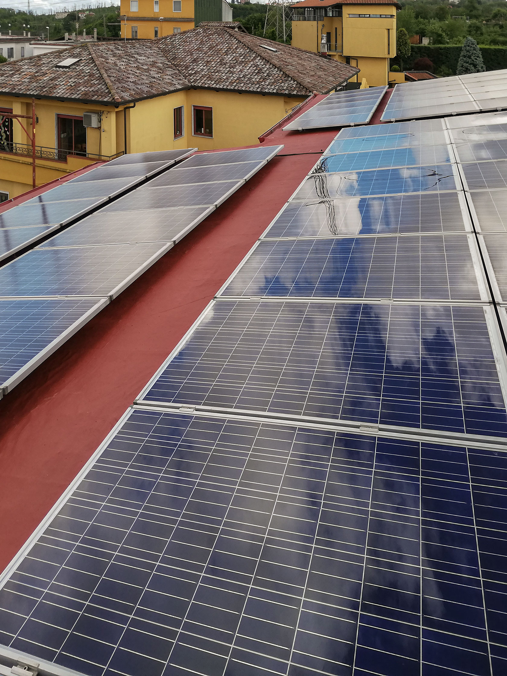 Impianto Fotovoltaico 20 kWp + batteria Tesla 14 Kwh - Marano di Napoli, (Napoli) DMT Solar impianti fotovoltaici in tutta Italia residenziale e aziendale business, installatore certificato Tesla Powerwall e Sunpower Maxeon